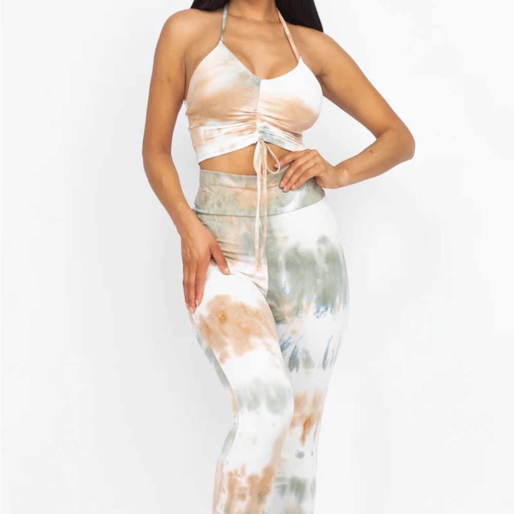 Two piece set